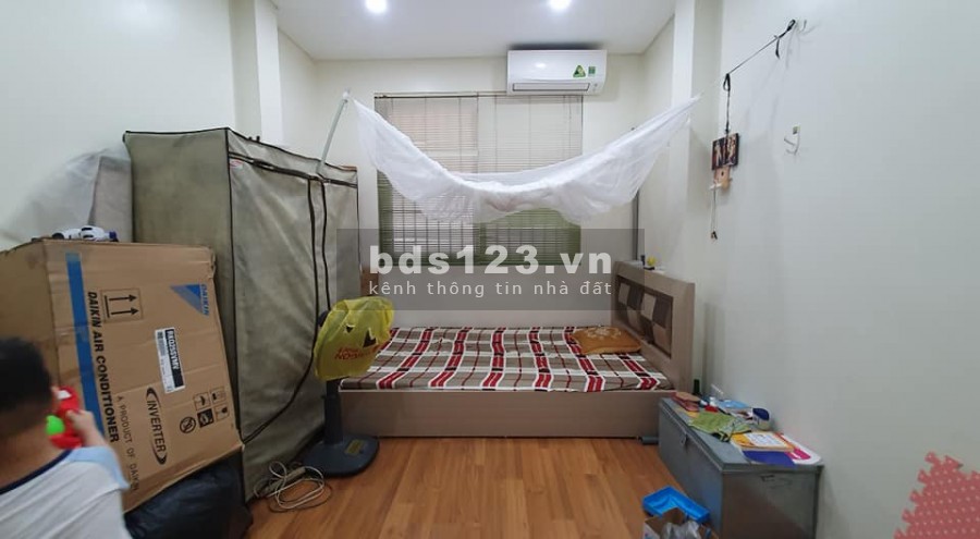 Dành cho vợ chồng trẻ nhà Trần Phú Hà Đông ô to đỗ cửa, dt 25m2, 4 tầng, giá nhỉnh 2 tỷ