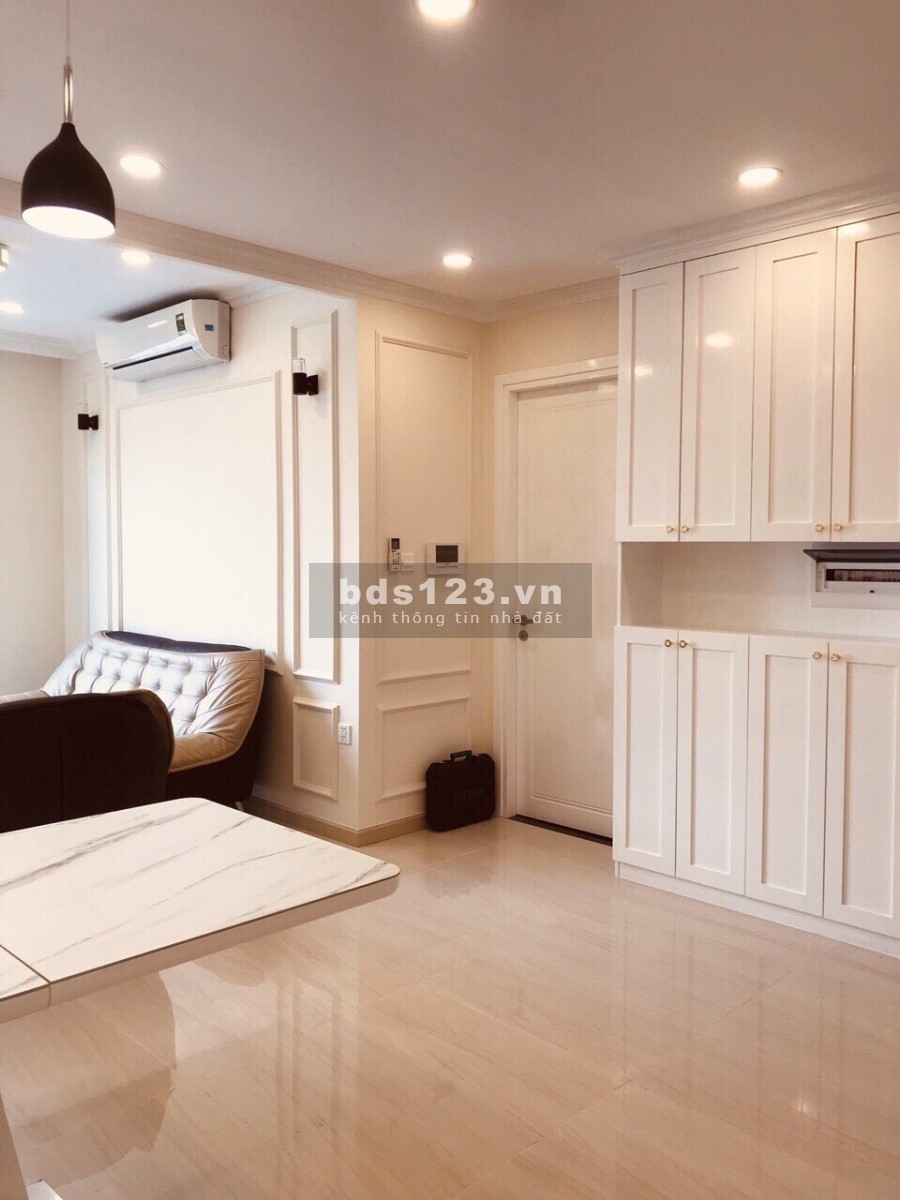 Bán gấp căn hộ tầng cao giá tốt tại De Capella 2PN
