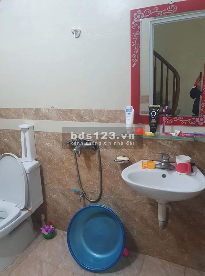 CỰC HIẾM NHÀ NGỌC THỤY, CĂN GÓC, Ô TÔ GẦN NHÀ, Ở NGAY, 35M X 4 TẦNG, 2,7 TỶ