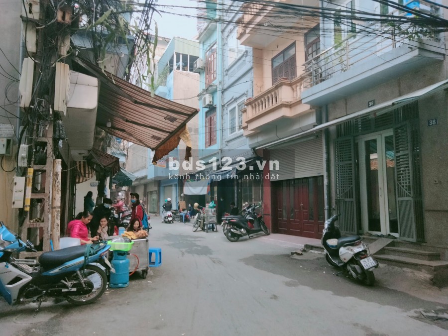 SIÊU PHẨM! BÁN NHÀ NGỌC TRÌ, 30M, 4 TẦNG, ĐƯỜNG Ô TÔ TRÁNH XE MÁY, GIÁ CHỈ 1,6 TỶ