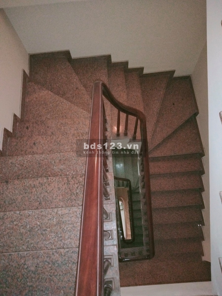 SIÊU PHẨM! BÁN NHÀ NGỌC TRÌ, 30M, 4 TẦNG, ĐƯỜNG Ô TÔ TRÁNH XE MÁY, GIÁ CHỈ 1,6 TỶ