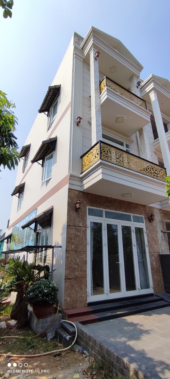 NHÀ CHÍNH CHỦ SIÊU ĐẸP GIÁ TỐT TẠI PHÚ HÒA BÌNH DƯƠNG