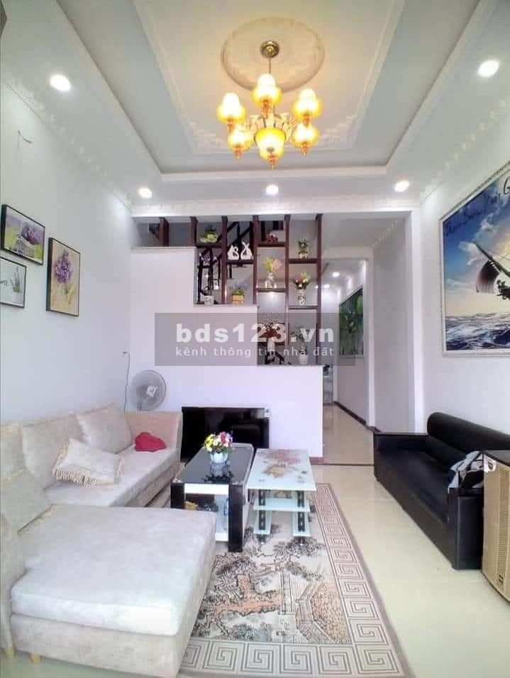 Hẻm Xe Hơi Lê Hồng Phong Q5 3 Lầu DTSD 80m2 Chỉ 5.6 Tỷ