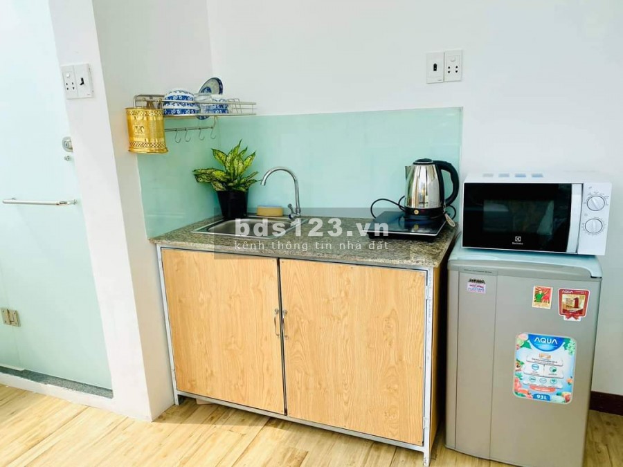 Căn hộ dịch vụ đầy đủ nội thất giá vừa rẻ vừa mềm quận Bình Thạnh, gần Hàng xanh, giao Nguyễn Hữu Cảnh 25-30m2