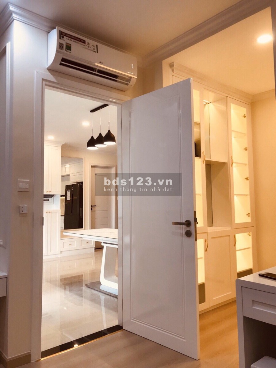 Bán gấp căn hộ tầng cao giá tốt tại De Capella 2PN