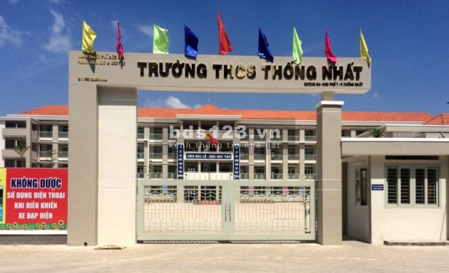 Cần bán đất thổ cư ngay KDC D2D đường N3, giá 745tr, DT 84m2, SHR, 0563603460 Nguyên.