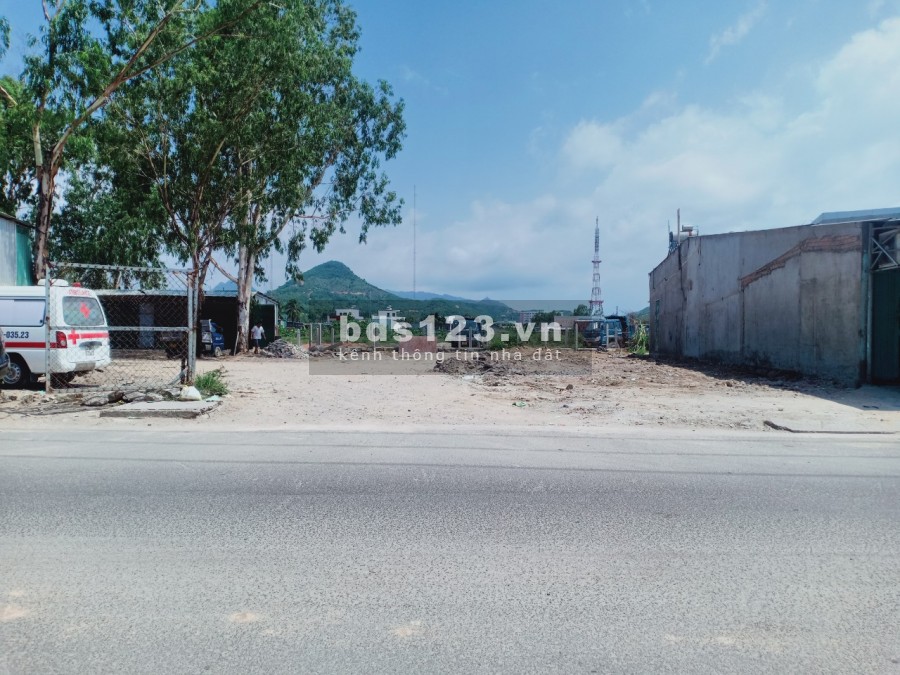Cho thuê đất mặt bằng Nguyễn Khuyến Nha Trang