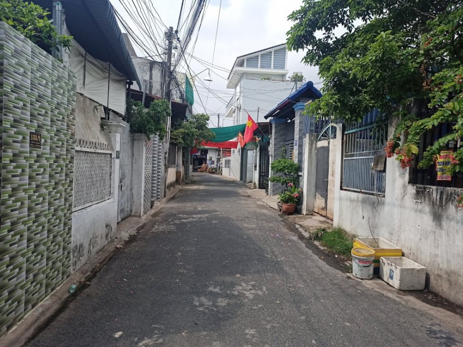 Bán dãy nhà trọ ở Kp.13, Hố Nai, Biên Hòa, gần trường Cao Đẳng Nghề 26/3. đường 2 xe hơi tránh nhau