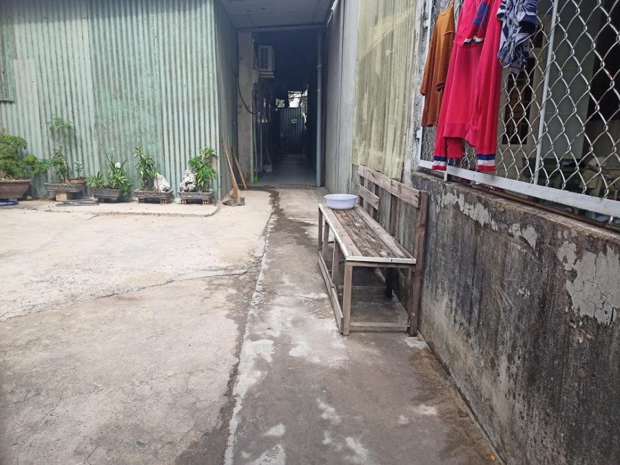 Bán dãy nhà trọ ở Kp.13, Hố Nai, Biên Hòa, gần trường Cao Đẳng Nghề 26/3. đường 2 xe hơi tránh nhau