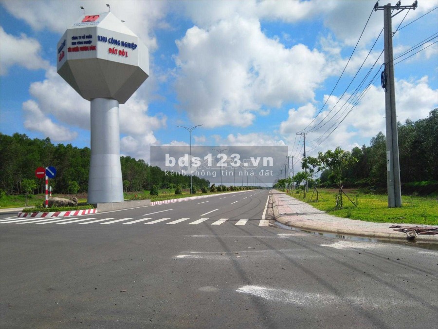 ĐẤT THỔ CƯ BÀ RỊA - TT HÀNH CHÍNH ĐẤT ĐỎ