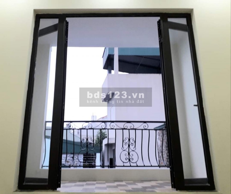 Bán Nhà Long Biên, Ô Tô Tránh, 76m x 4T, Nhỉnh 5 Tỷ
