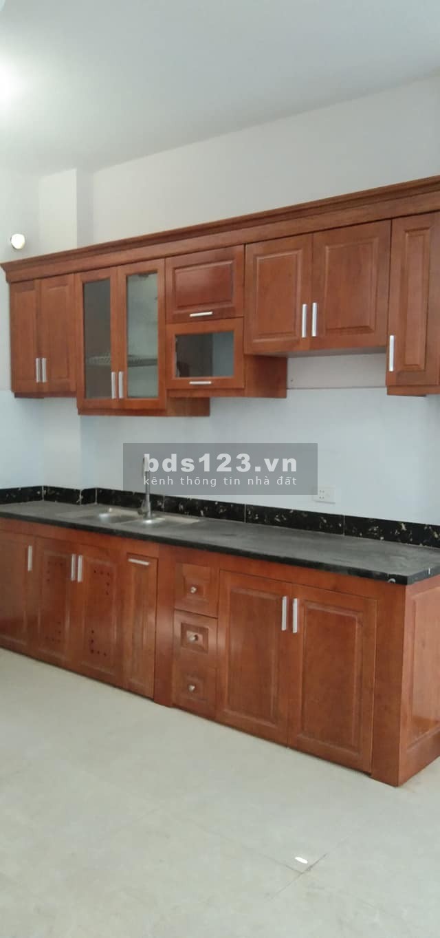 CẦN BÁN GẤP NHÀ THANH LÃM 30M2 MẶT TIỀN 4.8M GIÁ 1,8 TỶ