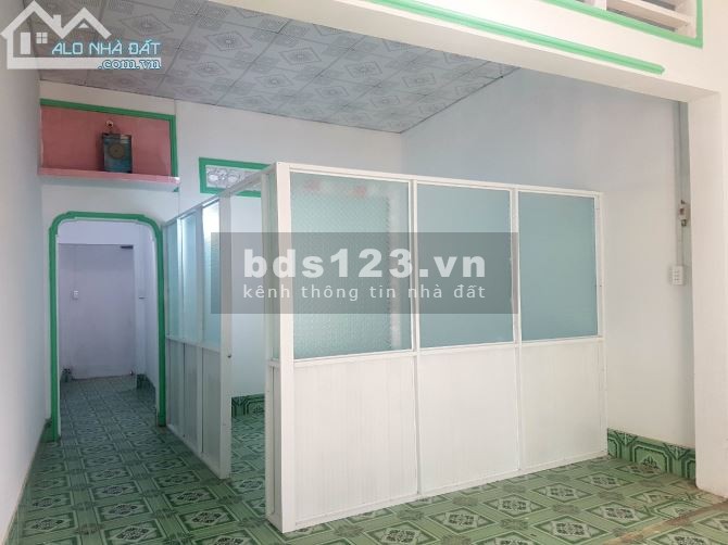 Giá sốc 670 triệu. CC cần bán gấp căn C4 120m2 khu vực 4 TT Đức Hoà.