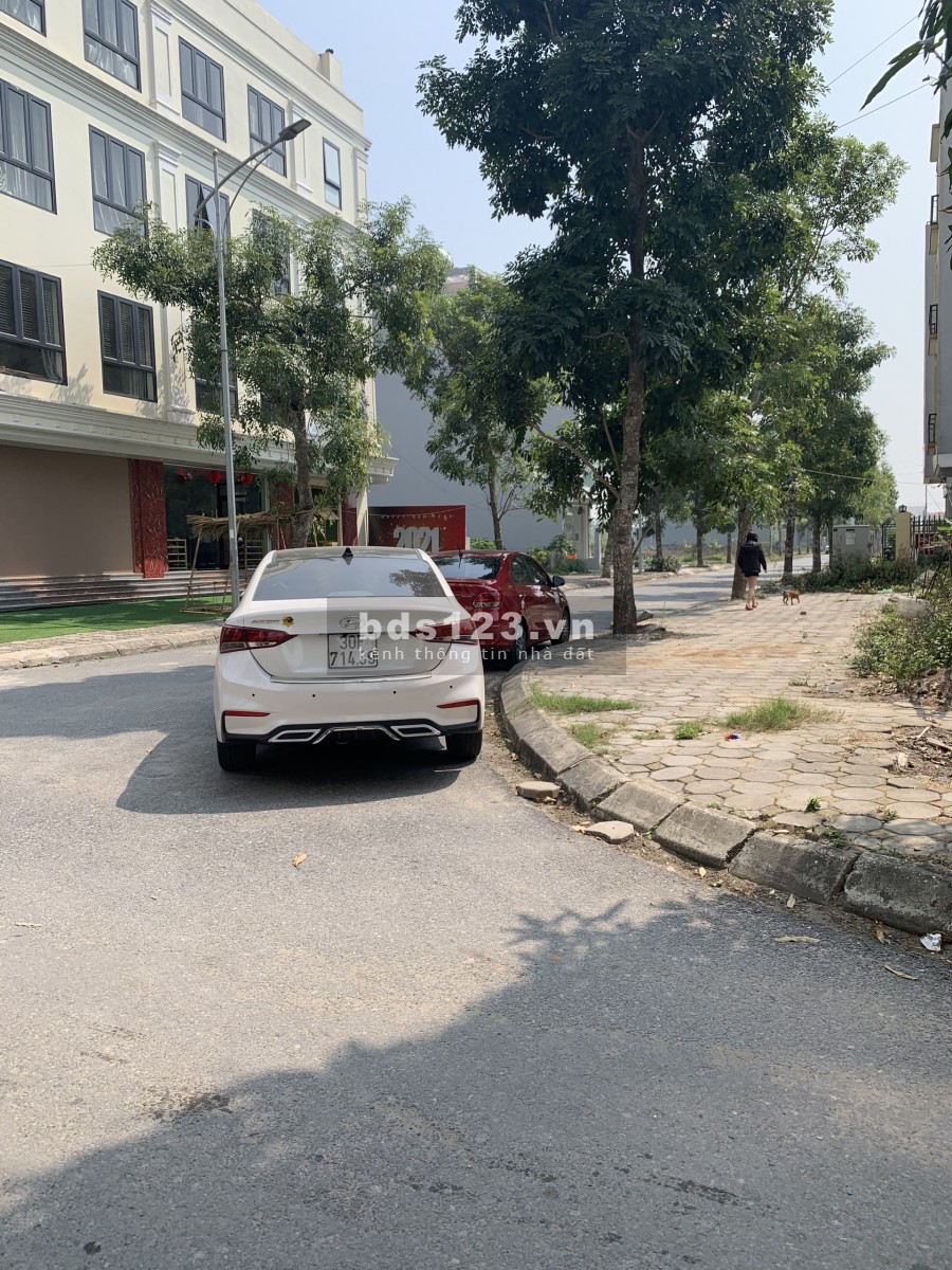 Muốn bán biệt thự bt2 lô 8 và bt2 lô 04 khu a thanh hà cienco, chính chủ giá rẻ