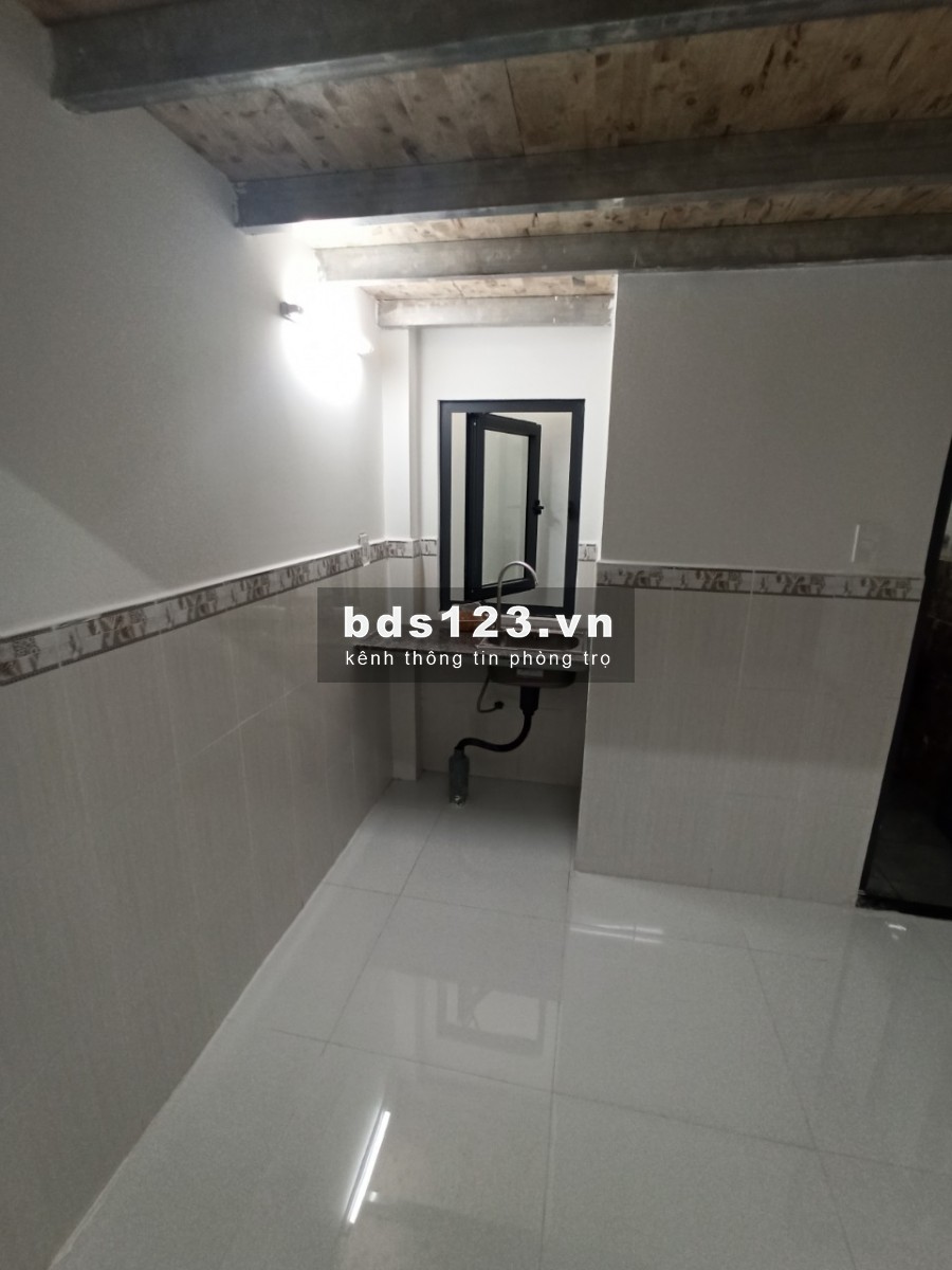Phòng trọ mới xây ,DTSD 25m2, Linh Đông, T.Đức