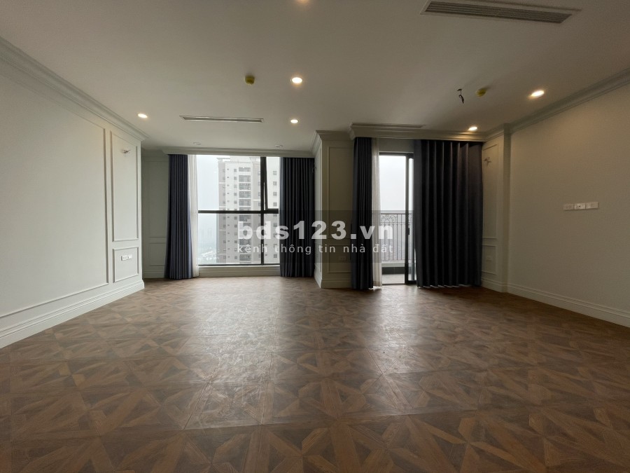 Bán Căn 2 ngủ Sunshine Riverside 58m2 (Full đồ gỗ) Giá: 2,2 tỷ (bao phí) View Sông + 5 năm Dịch Vụ