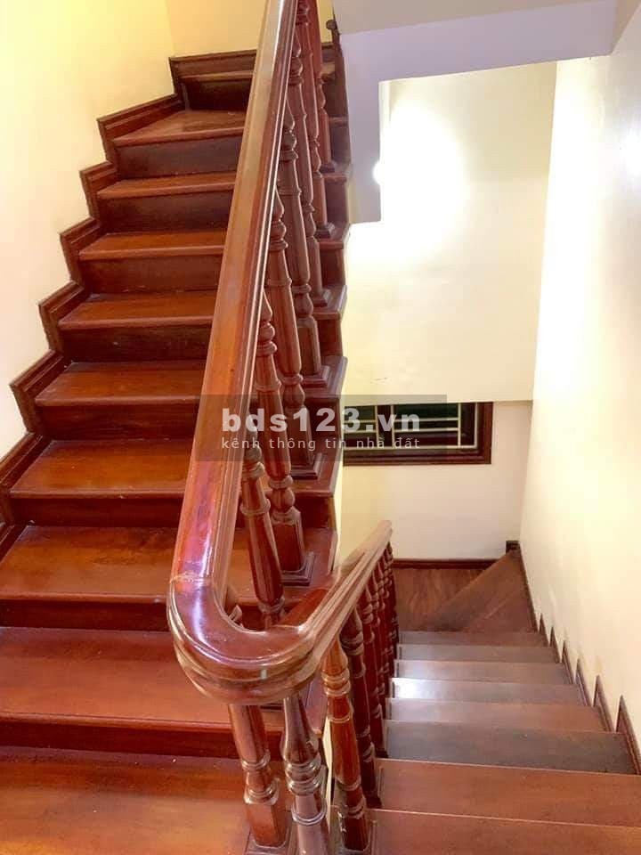Kinh doanh Nguyễn Trãi 6 tỷ,mặt tiền 4.2m nhà mới,oto,vỉa hè.