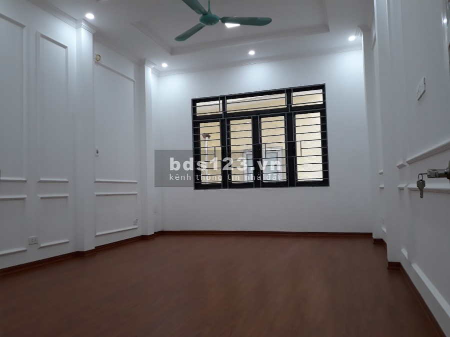 Bán nhà phố Minh Khai 30m2 4 Tầng
