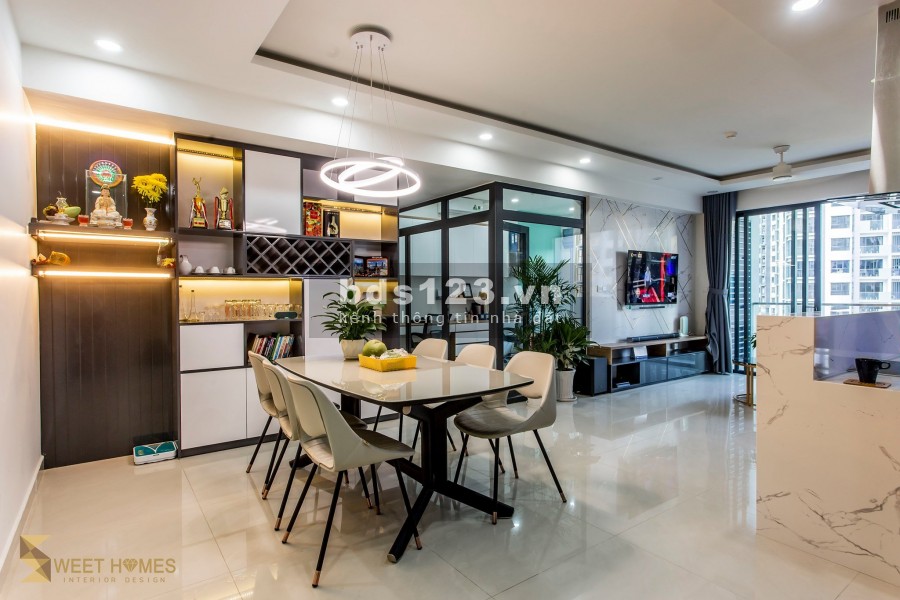 Chính chủ bán căn 3pn full nội thất cao cấp , view hồ bơi, công viên khu Emerald dự án Celadon city 0909428180