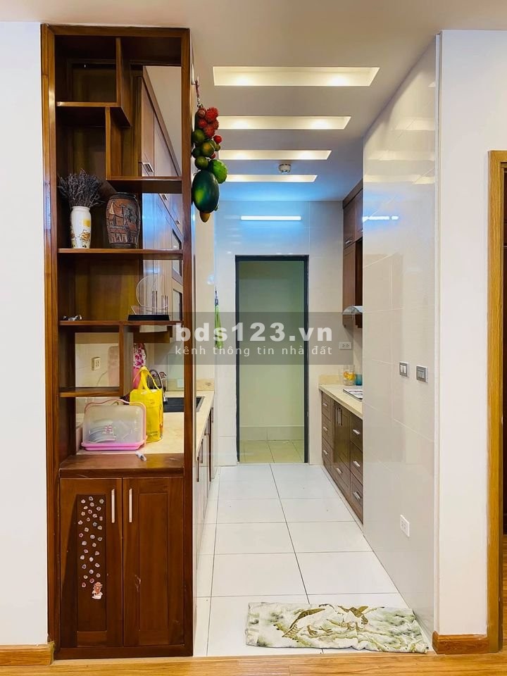 Cho thuê căn hộ ở Golden West số 2 Lê Văn Thiêm, 93m2 2 ngủ full đồ, giá 13tr