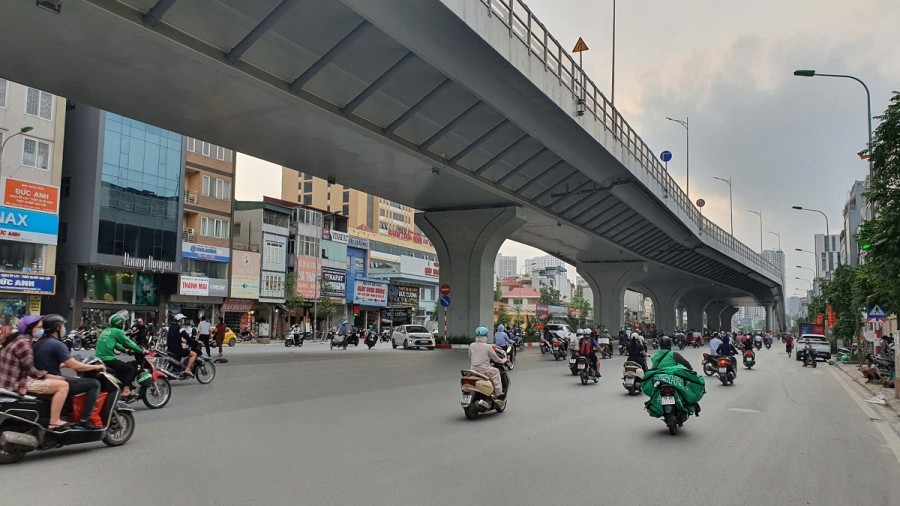 Bán nhà mặt phố 304 Trường Chinh diện tích 152m2, mặt tiền 4.4m, Giá 50 tỷ LH 0913201948