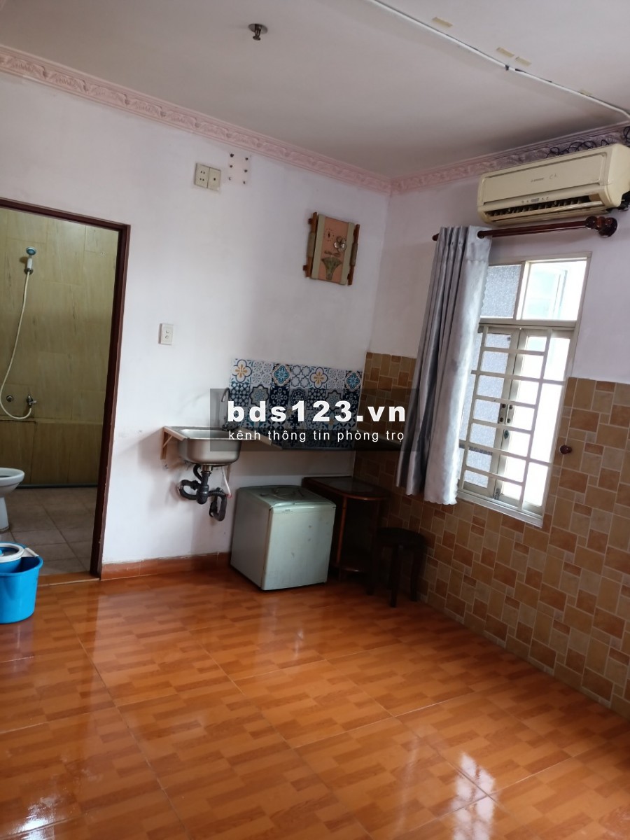 Cho thuê phòng 3tr3 nội thất 483 CộngHoà