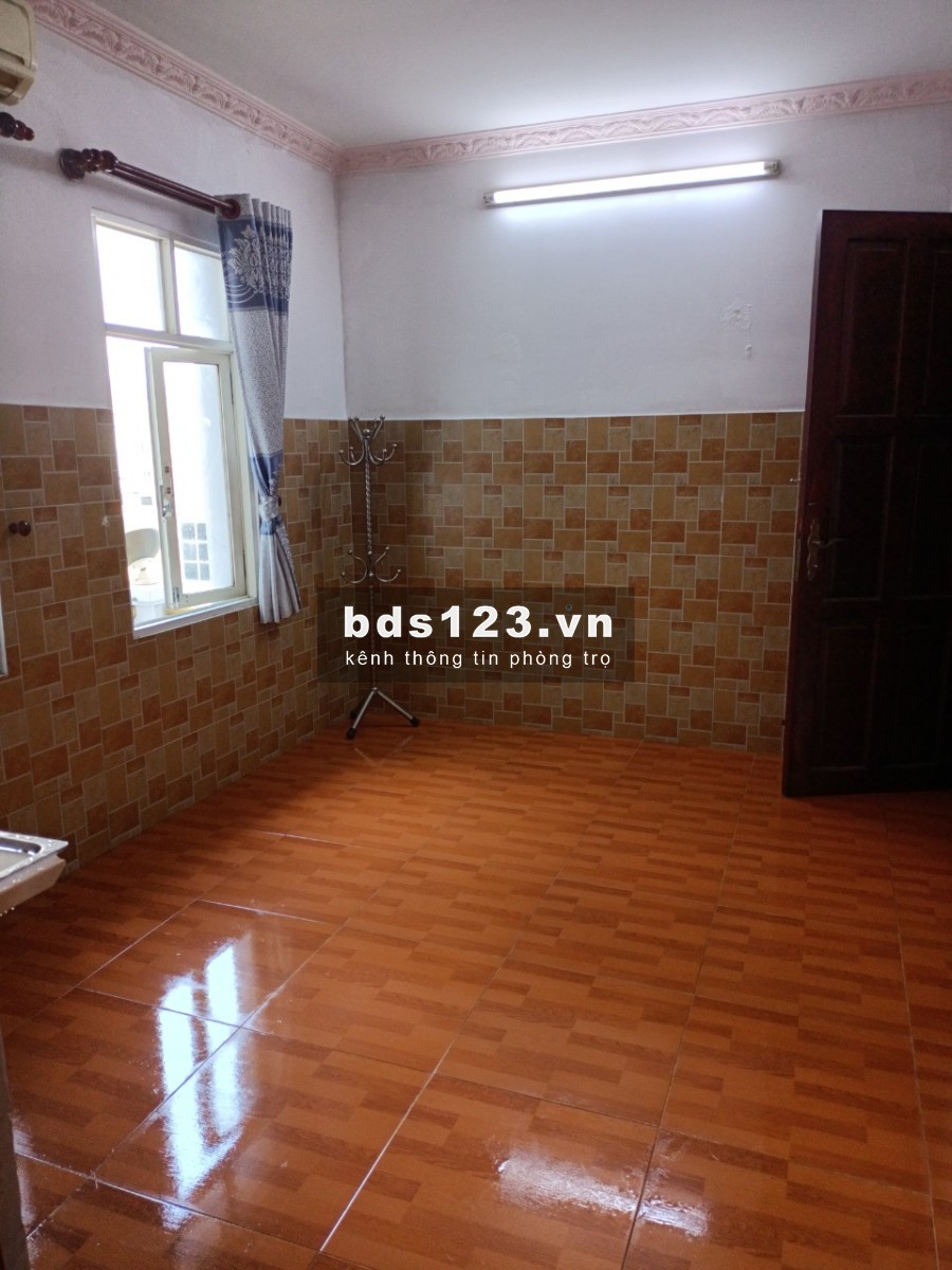 Cho thuê phòng 3tr3 nội thất 483 CộngHoà