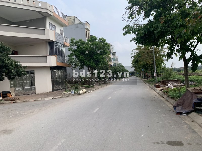 Bán đất TĐC Thạch Bàn, không lỗi phong thủy, vị trí trung tâm.