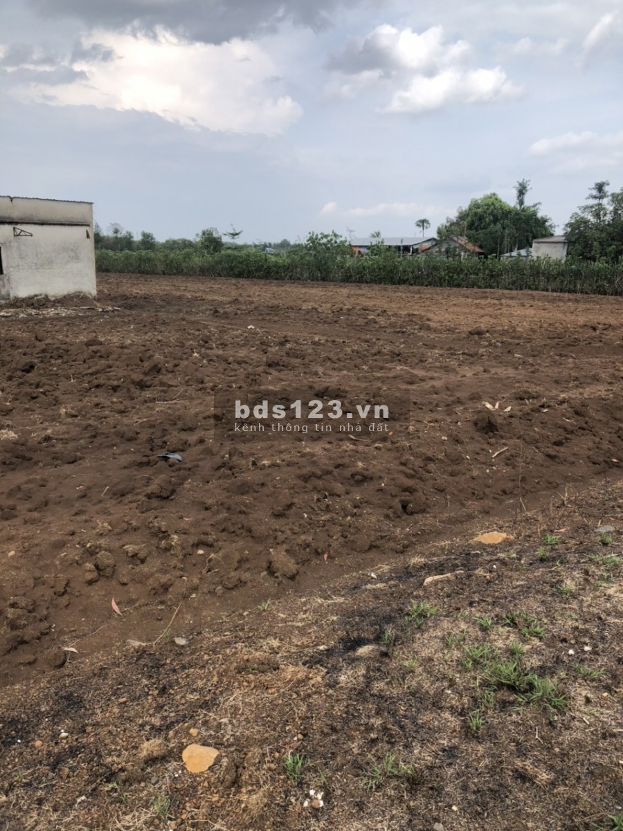 Bán 55m mặt tiền đường Chốt Mỹ uân Tây cách DT765 500m giá 1 triệu/m2