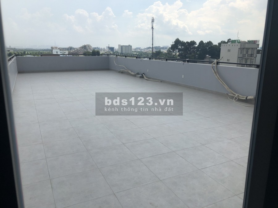 Mặt Bằng Cho Thuê 131 Nguyễn Văn Tăng, Quận 9