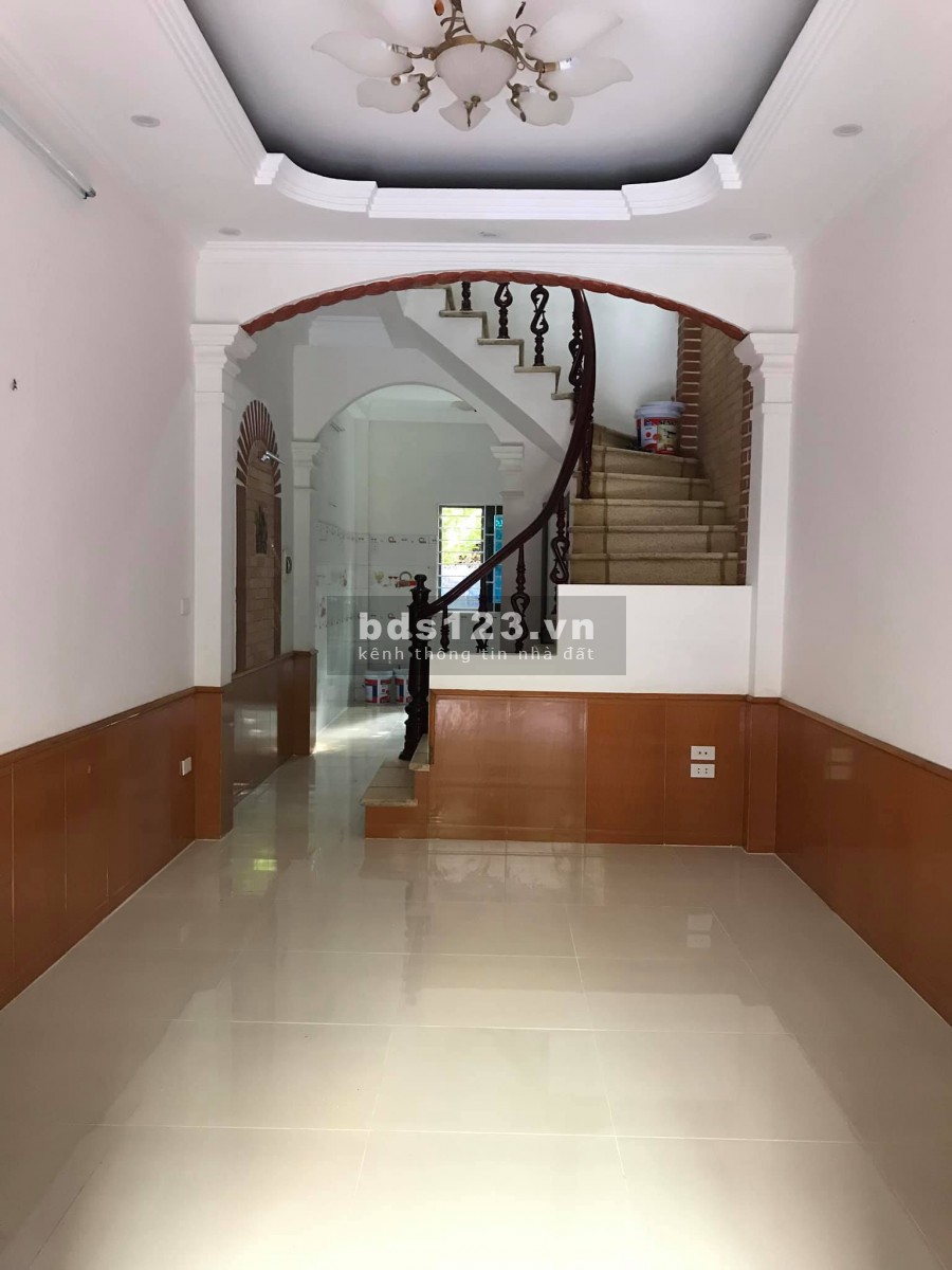 BÁN GẤP NHÀ RIÊNG KIM GIANG, LÔ GÓC 41M2, 4 TẦNG GIÁ 3.25 TỶ