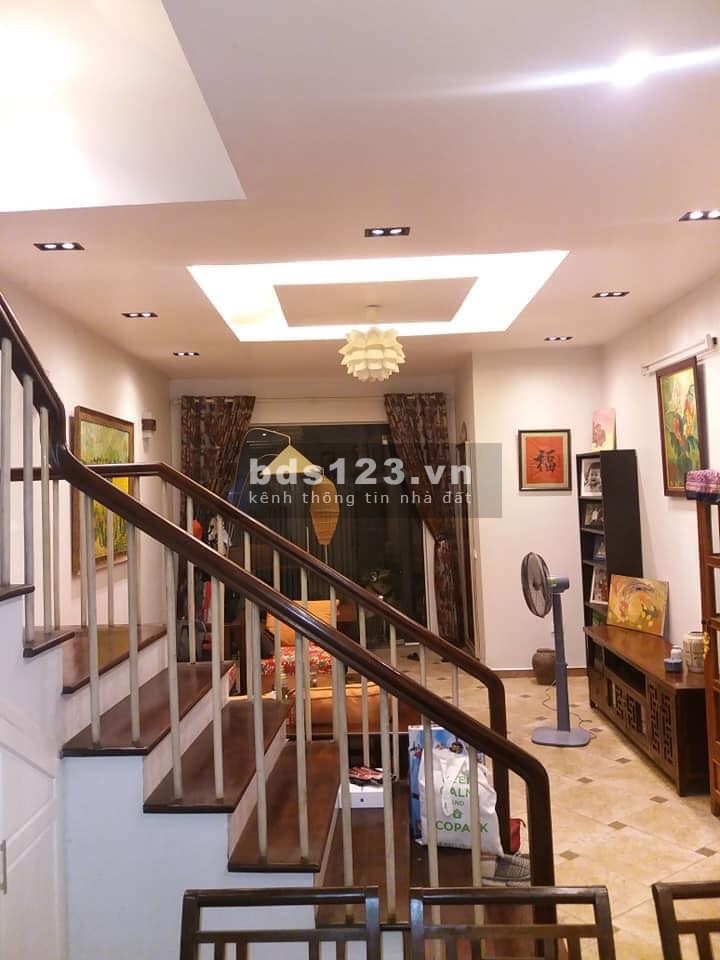SIÊU PHẨM NHÀ ĐỐNG ĐA NGÕ THÔNG BA GÁC ĐUA 30M RA PHỐ NHÀ DÂN KIẾN TRÚC TỰ THIẾT KẾ ĐẸP