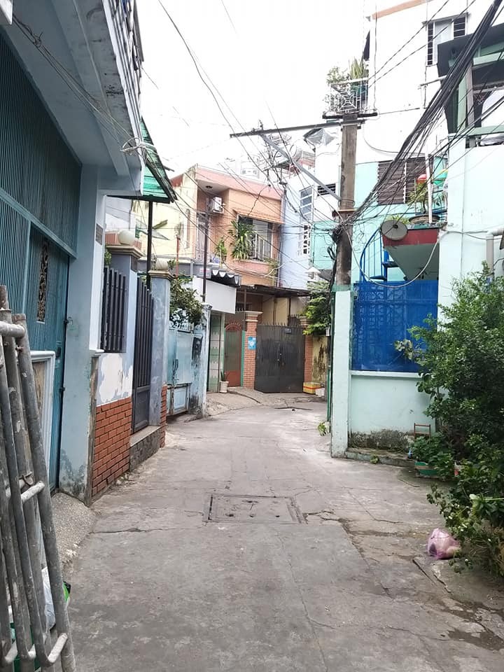 Bán gấp nhà hẻm Điện Biên Phủ, Bình Thạnh, 90m2, 5 phòng ngủ + 5 WC.