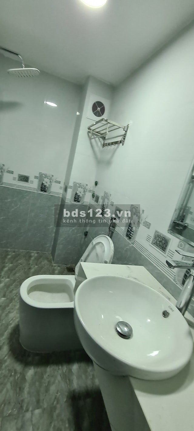 NHÀ VẠN PHÚC 43M VIEW CHUNG CƯ THƯƠNG MẠI TNL GOLSILK 5 TẦNG 4.8 TỶ