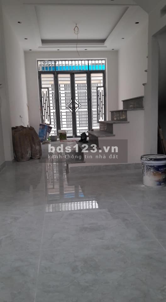 Chính chủ cần tiền bán gấp nhà 4 tầng tổ 11-12 Yên nghĩa, 36m2 giá chỉ hơn 2 tỷ.