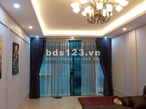 BÁN NHÀ Kim GIANG 31M2X5 TẦNG ÔTÔ VÀO NHÀ 3.2 TỶ MẶT NGÕ KINH DOANH LH Nhung +967493186