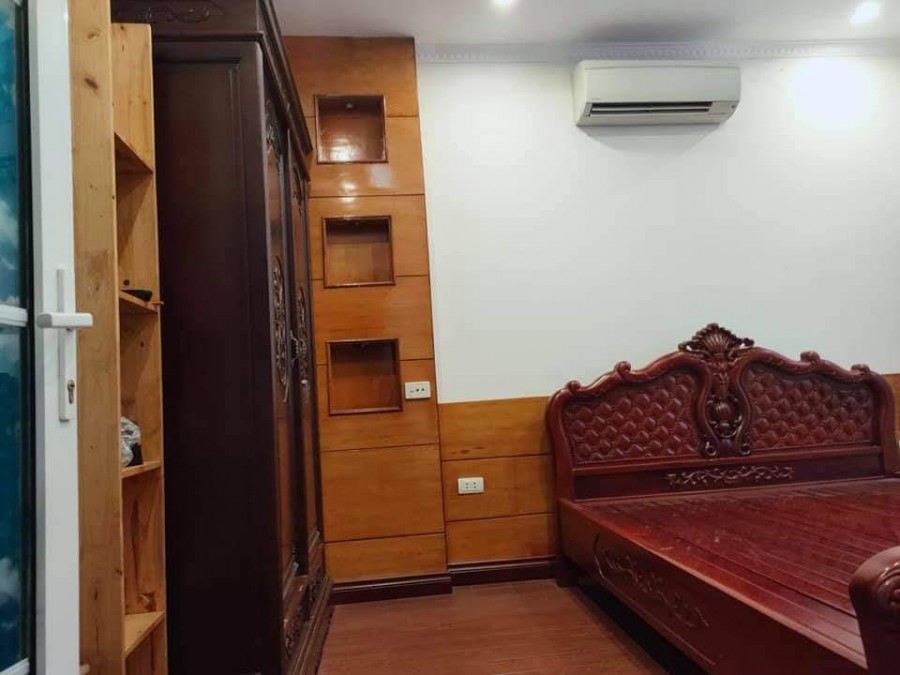 Bán Gấp Nhà Đức Thắng Cổ Nhuế Kinh Doanh 46M MT4.3M 5T, 4.6 Tỷ