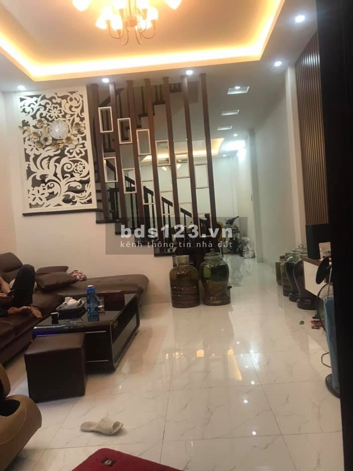 Tuyệt phẩm mới ra lò Khương Đình, 61m2x5T, Ngõ rộng thoáng, kinh doanh chỉ nhỉnh 5 tỷ.