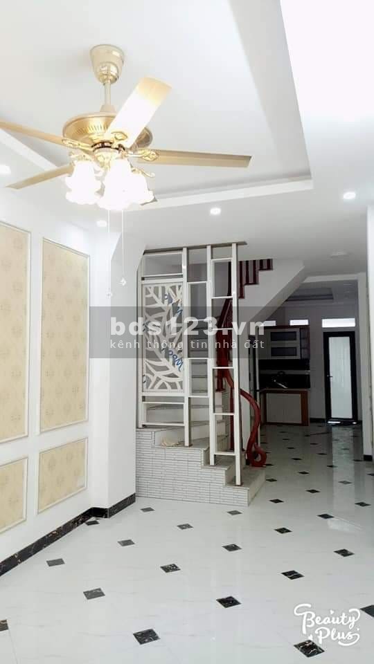 Nhà ngõ gần phố Vĩnh Hưng , Giá phong thủy 3.3 tỷ