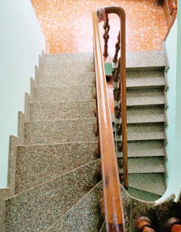 Bán Gấp Nhà Đức Thắng Cổ Nhuế Kinh Doanh 46M MT4.3M 5T, 4.6 Tỷ