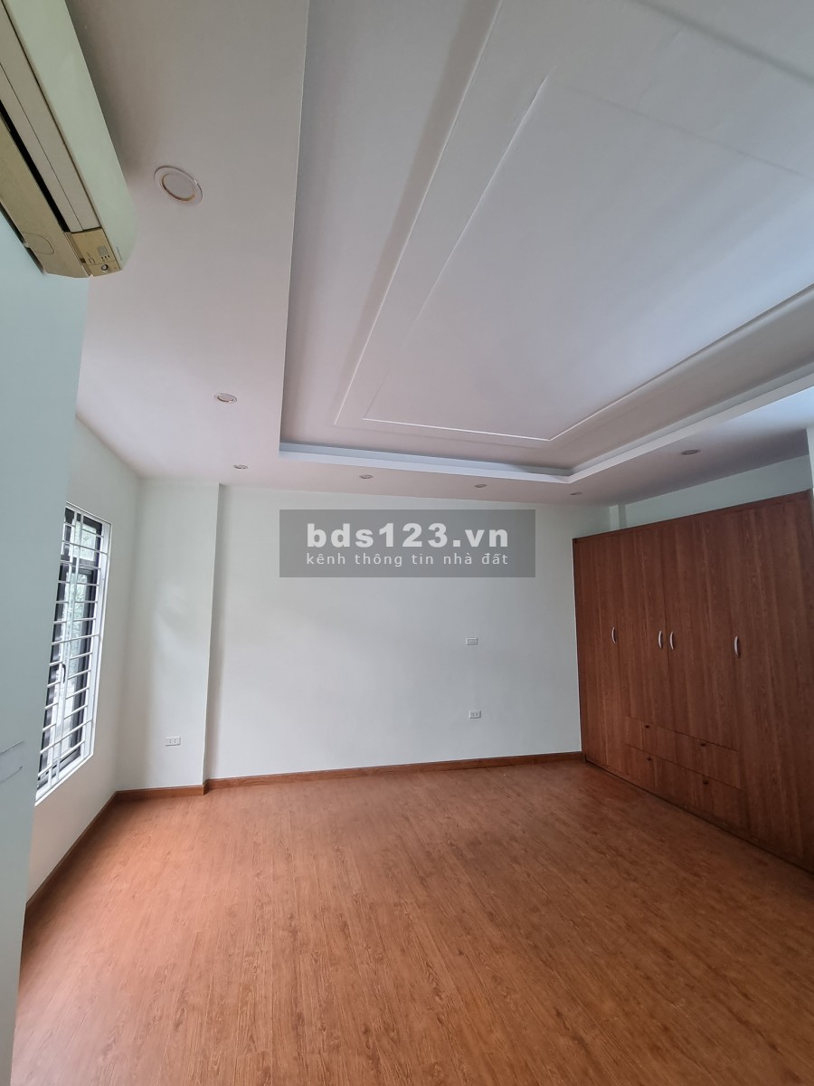 Nhà Thụy Phương ngõ rộng ô tô vào nhà kinh doanh 37m, 4 tầng, 5.6 mt giá chỉ 3.1 tỷ