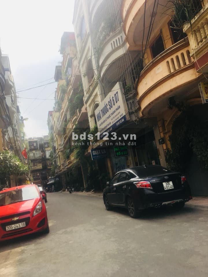 Giá Rẻ, N.V.Cừ Long Biên, 95m2 MTx4.6m 3T ô tô vào nhà