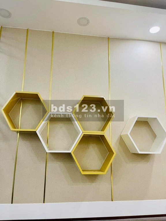 BÁN NHÀ AN BÌNH QUẬN 5 4 TẦNG BTCT dt 35m2 CHỈ 3 TỶ 85 LH 0394657625