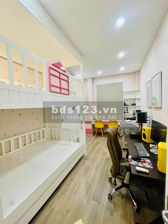 BÁN NHÀ AN BÌNH QUẬN 5 4 TẦNG BTCT dt 35m2 CHỈ 3 TỶ 85 LH 0394657625