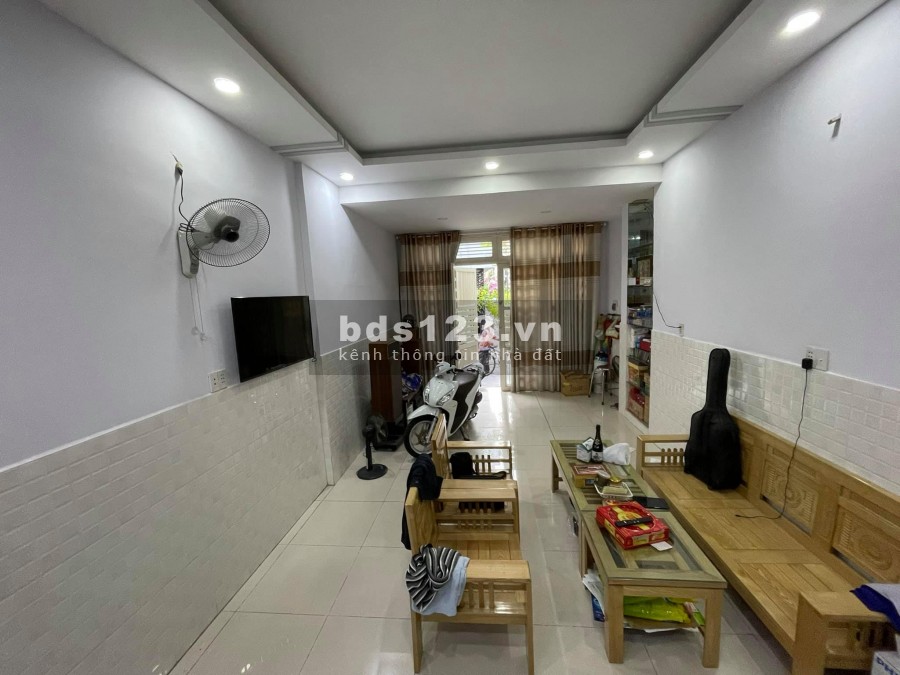 Nàng thơ Tân Bình – Bán nhà Lạc Long Quân HXH 48m2 – Giá giảm chỉ 4 tỷ 65 TL