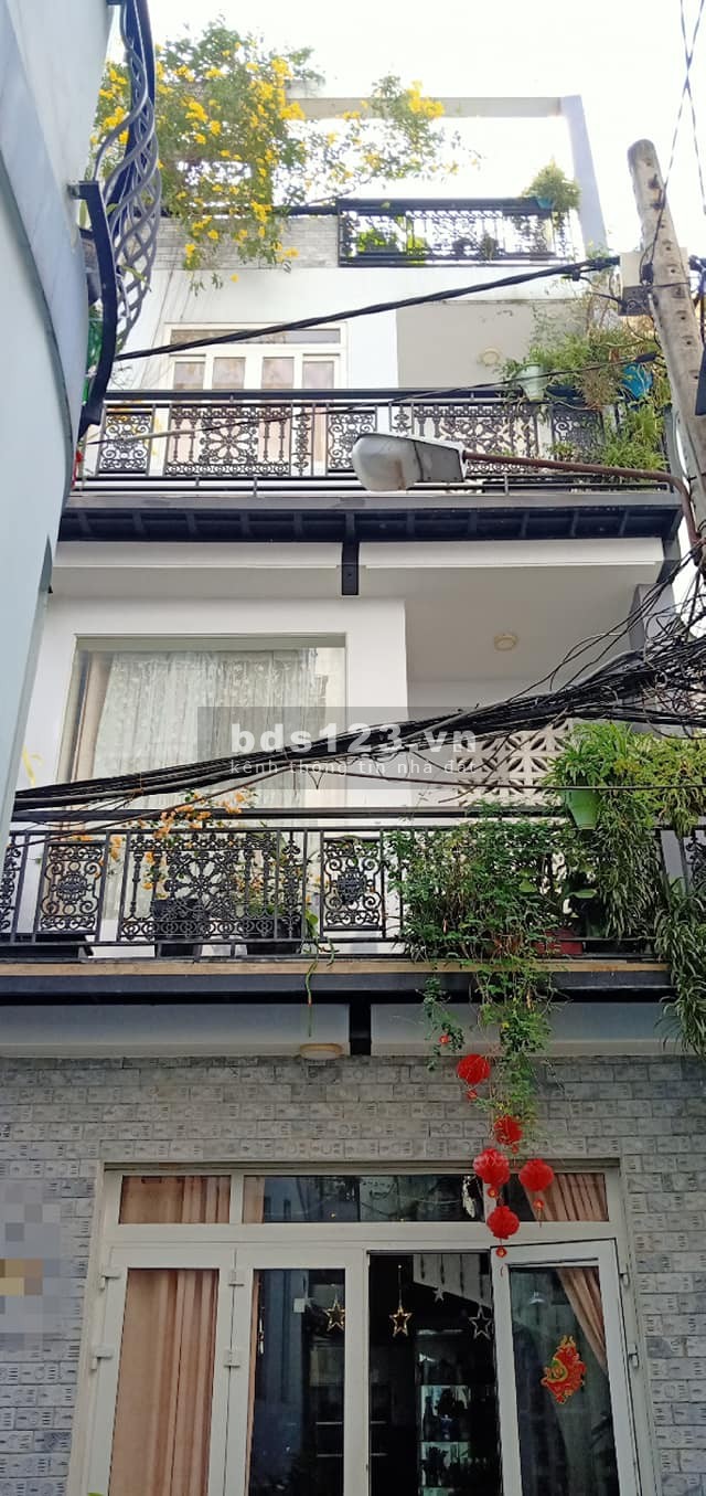 Chỉ 6,1 tỷ có ngay nhà đẹp 4tầng 3,7x10 Lý Thái Tổ Quận 10 901336567