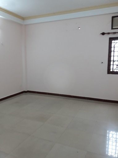 Chính chủ cần cho thuê nhà nguyên căn dt 5x20, 1 trệt, 2 lầu đúc 5 phòng phường Bình An, Quận 2
