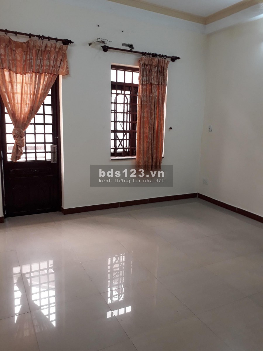 Chính chủ cần cho thuê nhà nguyên căn dt 5x20, 1 trệt, 2 lầu đúc 5 phòng phường Bình An, Quận 2