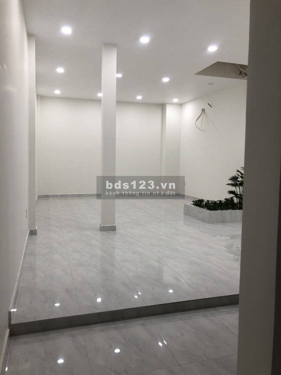 CHDV Nguyễn Văn Vĩnh 5.5x20 Trệt 3L 9P Giá 45Tr/th