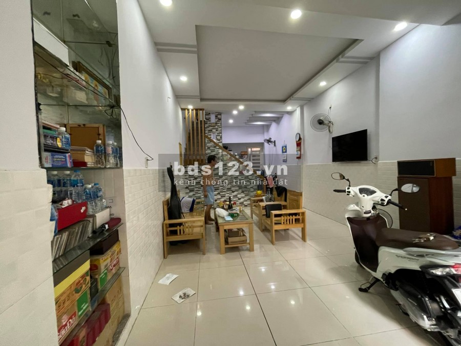 Nàng thơ Tân Bình – Bán nhà Lạc Long Quân HXH 48m2 – Giá giảm chỉ 4 tỷ 65 TL